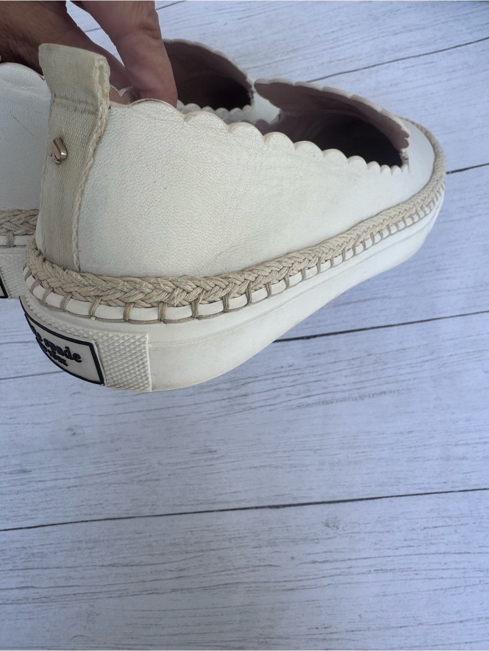 Kate Spade White Leather Scallop Espadrille Slip On Sneakers Size 7.5 Coastal - Picture 5 of 16